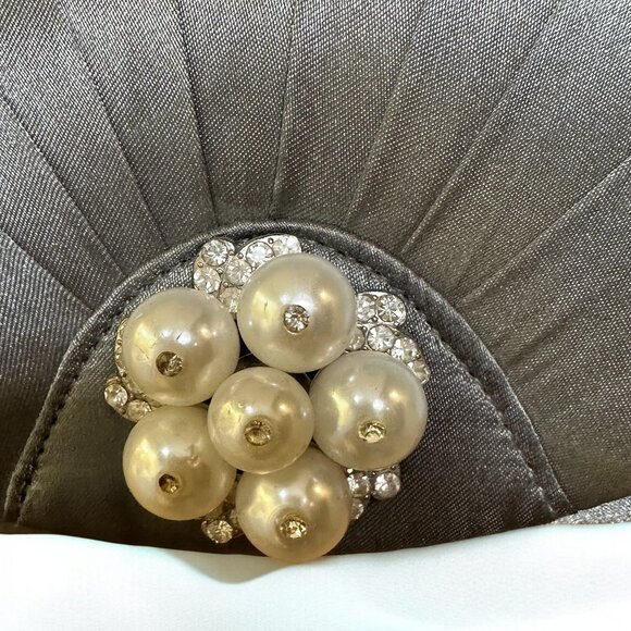 Jessica McClintock Elegant Evening Clutch Grey/ EUC - Picture 8 of 9